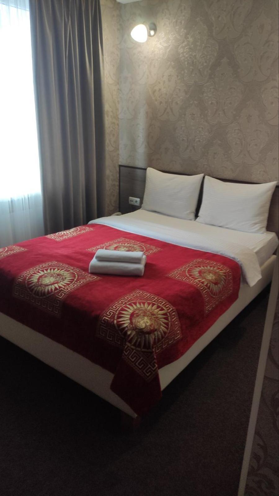 Шляпа Hotel Dnipro Exterior photo
